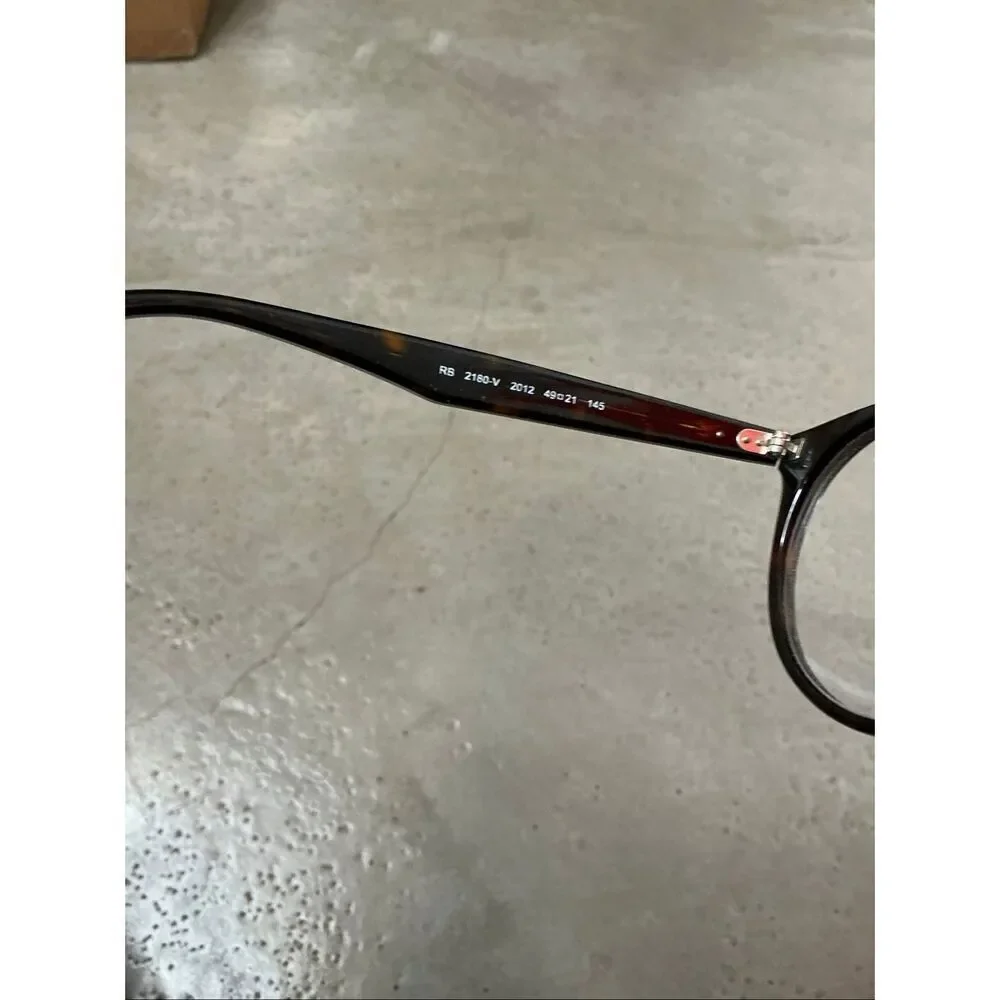 Ray-Ban Round Glasses RB2180V